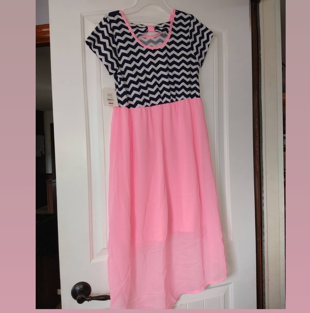 Spring dress - Picture 2 of 3